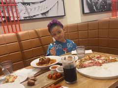 -城市大道红炉披萨烘焙坊