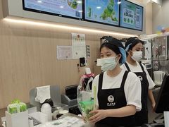 -沪上阿姨·精选茶饮(辽阳万达广场店)