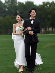 点击看大图 -挪娅婚纱摄影皇家会所