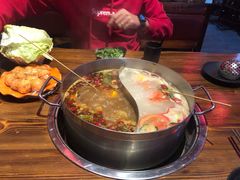 -乐山串串香老火锅(鼓楼店)