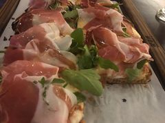 -卡佩罗意大利餐厅及酒吧Al Cappello Trattoria