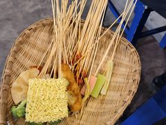 -马路边边火锅串串香(西城店)