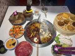 -卤校长重庆火锅(国兴店)