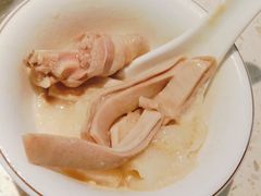 -顺德公广东猪肚鸡·煲仔饭(白石洲店)