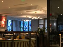 -港丽餐厅(高德置地店)