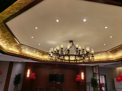 -梅花香里大酒店(郁金香路店)