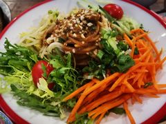 -毛辣果·贵州红酸汤牛肉火锅(西单店)