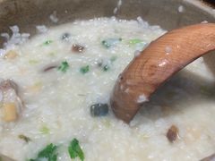 -粤港湾砂锅粥·宵夜(宝龙店)
