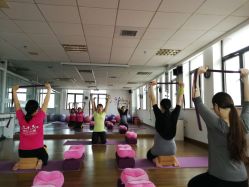 -爱尔乐美孕产瑜伽·普拉提