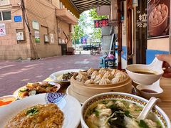 -炉旺斋上海小笼包·小馄饨