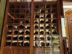 -八府香鸭·啫啫煲(华山路店)