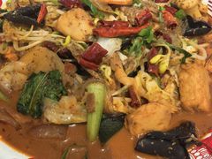 大虾麻辣烫-嗨辣小聚·盘锦河蟹·海鲜烧烤龙虾(盘锦十年好店)