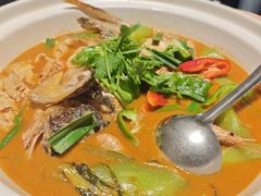 招牌鱼头泡饭-明丰小渔馆(明月路店)