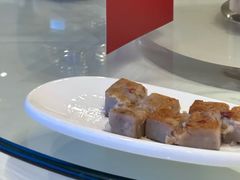 香煎腊味芋头糕-凤凰楼酒家·粤宴点心(华强北店)