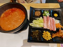 -鸡汤过桥·过桥米线