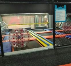 -蹦贝运动中心·蹦床·攀岩·闯关(龙岗店)