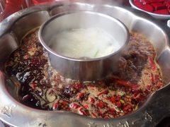菌汤鸳鸯锅-刘一手重庆火锅(270度江景·洪崖洞店)