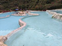 -十万大山布透温泉