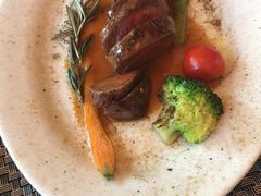 -J·one Bistro吉萬酒厨·牛排