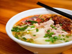 -巍山火巴肉饵丝(大理古城店)