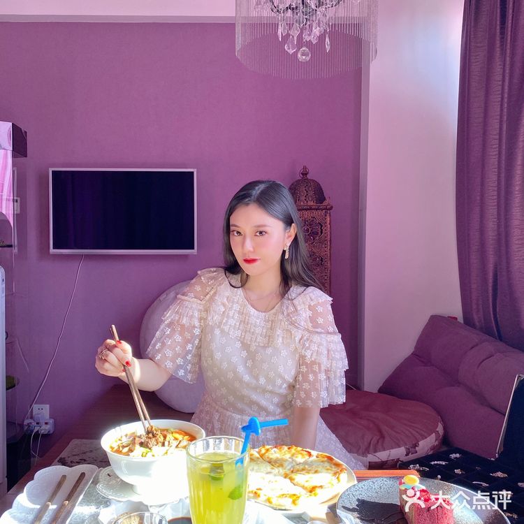 北京最美珠宝咖啡厅,每件首饰都独一无二!