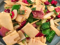 -爱啤精酿·民谣酒馆(滨江店)