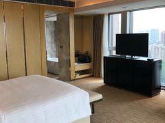 -上海宝华万豪酒店