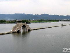 桥-绍兴鉴湖君澜大酒店