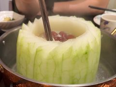 -得意咚瓜·顺德鱼生·冬瓜火锅(深圳首店)