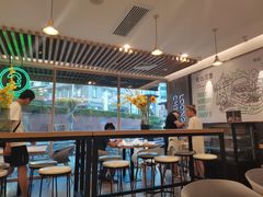 用餐区-龙治汉堡(中华城店)