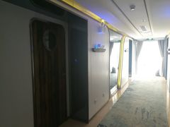 -皇马海口湾海景酒店(万绿园秀英港店)