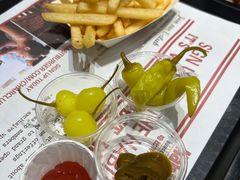 -The Habit Burger Grill 哈比特汉堡(爱琴海店)