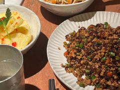 -浩海火燒雲傣家菜(芮欧百货店)