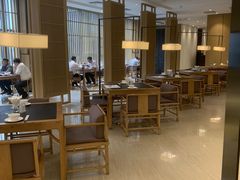 -鱼鲜饭香·招牌汽锅剁椒鱼头王