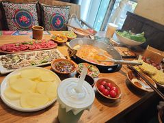 -贵厨酸汤牛肉(小十字店)
