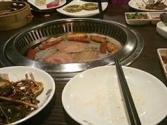 -海吃海喝海鲜烤肉餐厅