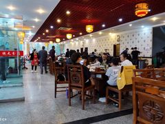 大堂-九尺赵老四鲜鹅肠火锅