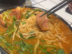 -肥汁米蘭香港米线(长宁来福士店)