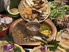 -滇釜火锅·能喝汤的火锅(车公庄店)