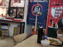 -瑞霖·隆江猪脚饭