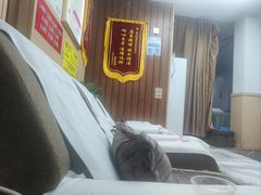 -郑远元专业修脚房(晴川街店)