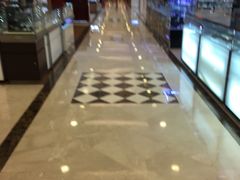 -燕莎友谊商城(亮马桥店)