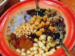 -爆炸头阿姨小四川正宗川味小吃(无任何分店)