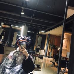 -苑苑发型设计