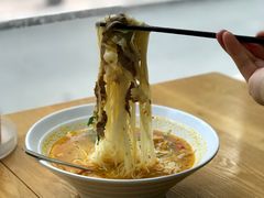 順化肥牛湯粉-探越越南牛肉粉(江南西分店)
