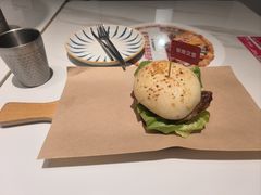 -必胜客(松雷店)