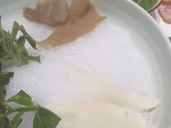 -红鼎豆捞·非遗鲍皇汤火锅(宝丰路店)