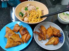 -东京小食馆(三盏灯店)