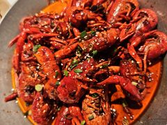 -巴厘龙虾·榜首油焖大虾(音乐学院·沿江酒馆店)