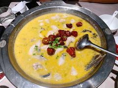 老坛泡菜清江鱼-新沸腾鱼乡(世贸天阶店)